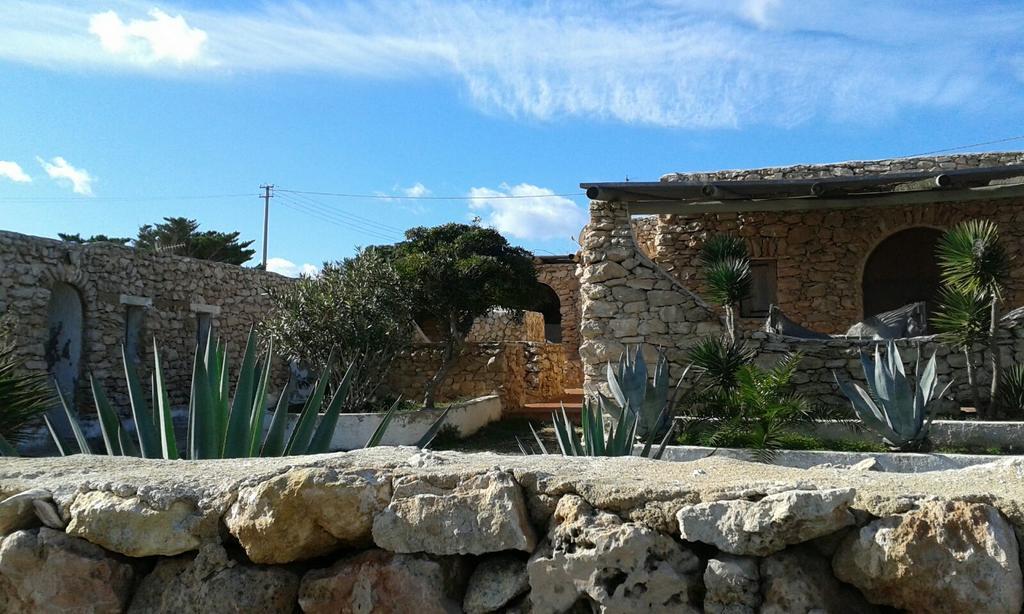 Apartamento I Dammusi Di Pippo Lampedusa Exterior foto