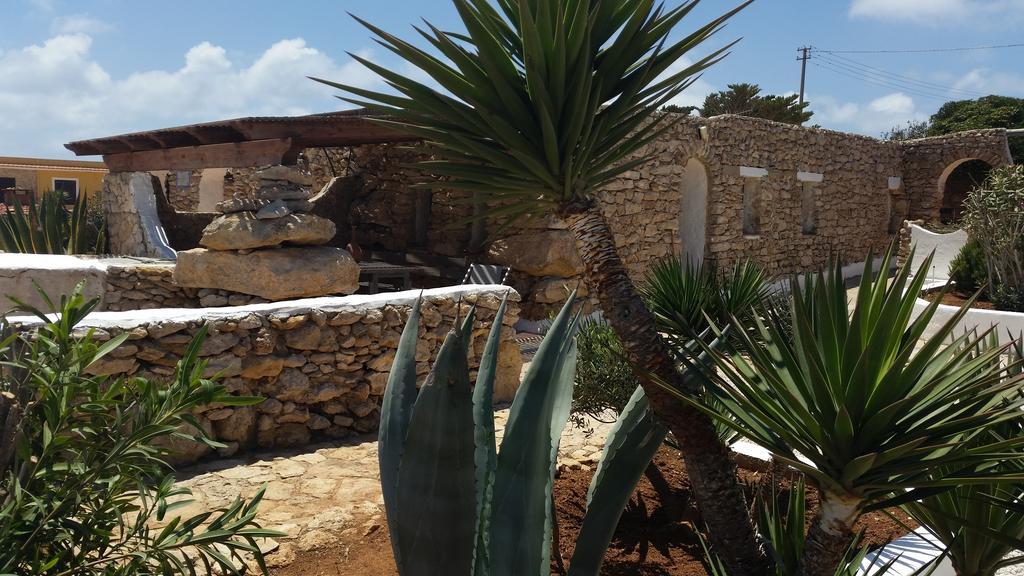 Apartamento I Dammusi Di Pippo Lampedusa Exterior foto